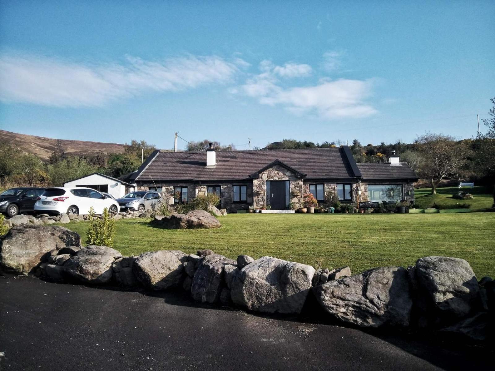 Bed and Breakfast Great Lawn Kinisi 16K From The Town Centre V93 Hv56 Laune Bridge Экстерьер фото